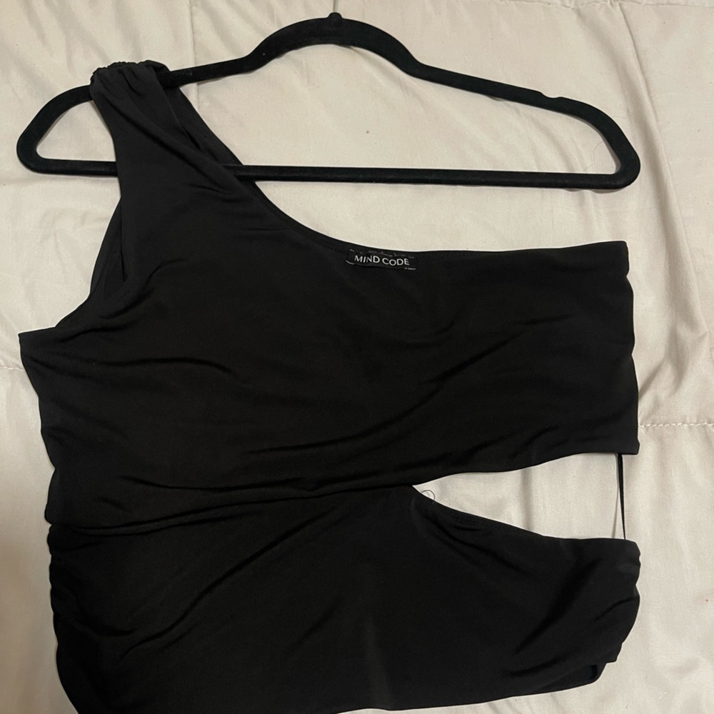 Black one shoulder top